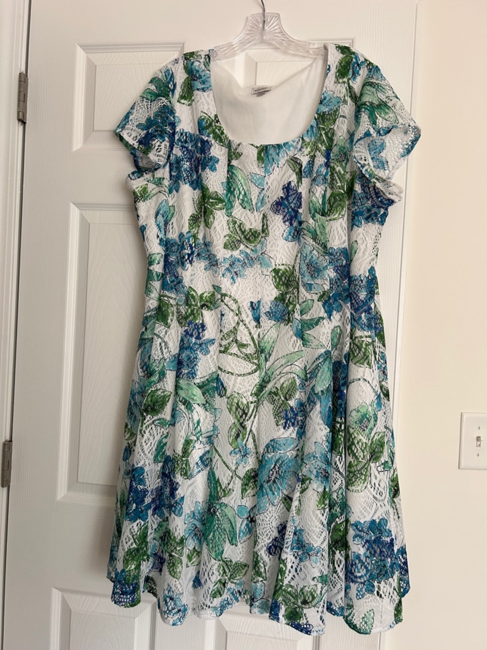 Women’s Floral Lace Overlay Dress in Blue & Green